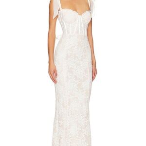 V. Chapman White Lace Wedding Dress